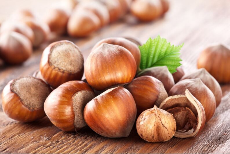 Men's libido increases after eating hazelnuts